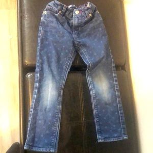 3/$15 Girls Levi’s skinny jeans 4-5